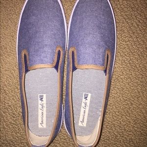 American Eagle Slip-ons